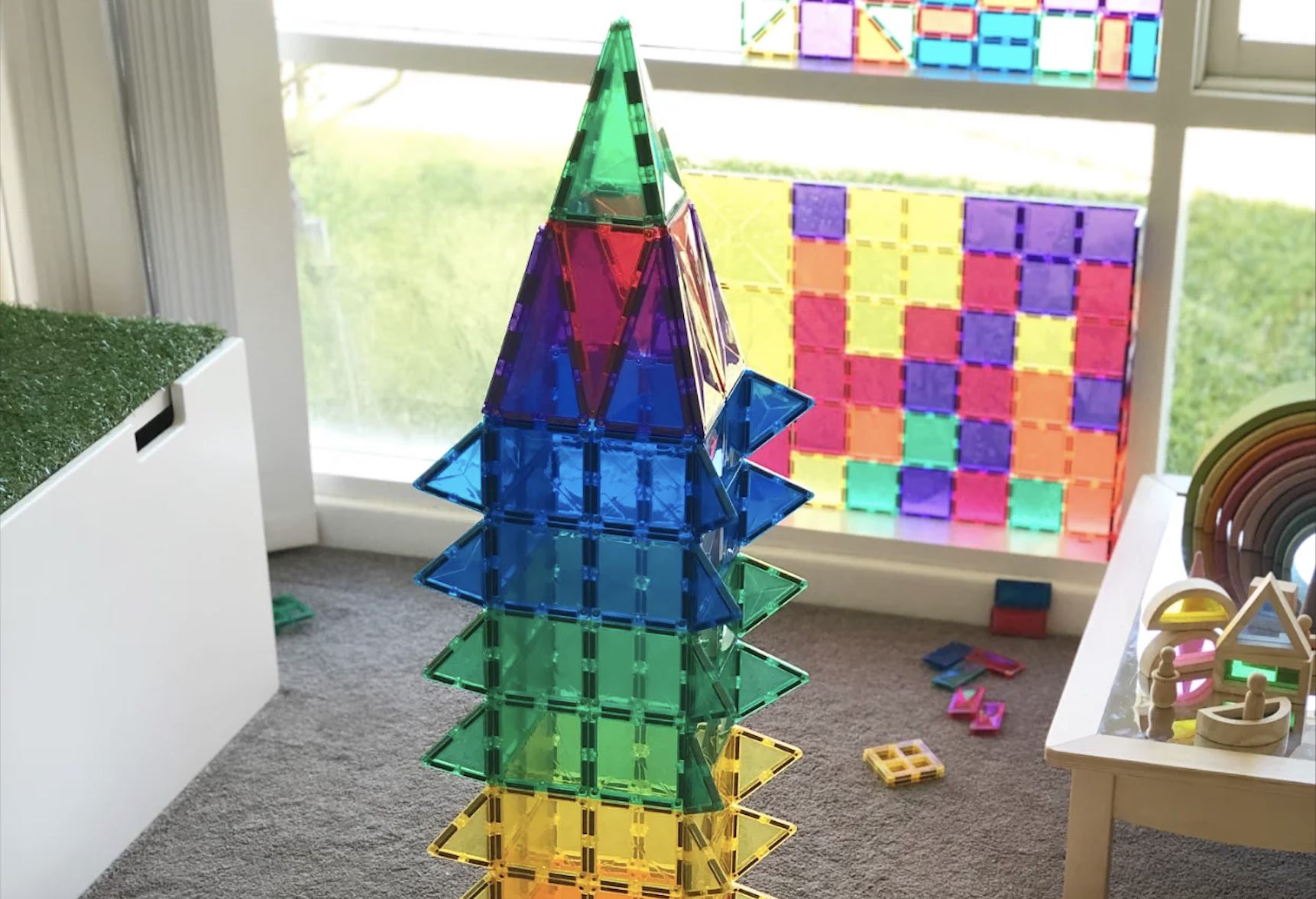 Connetix Magnetic Tiles photo