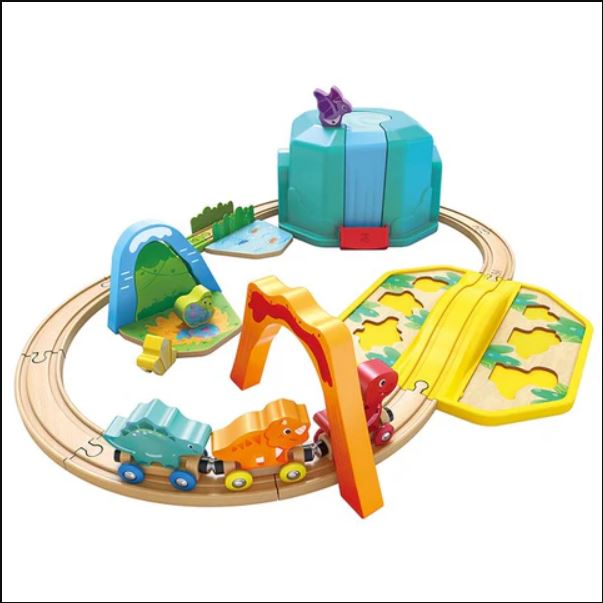 Dinosaur train bucket set