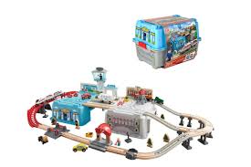 Airport train bucket set