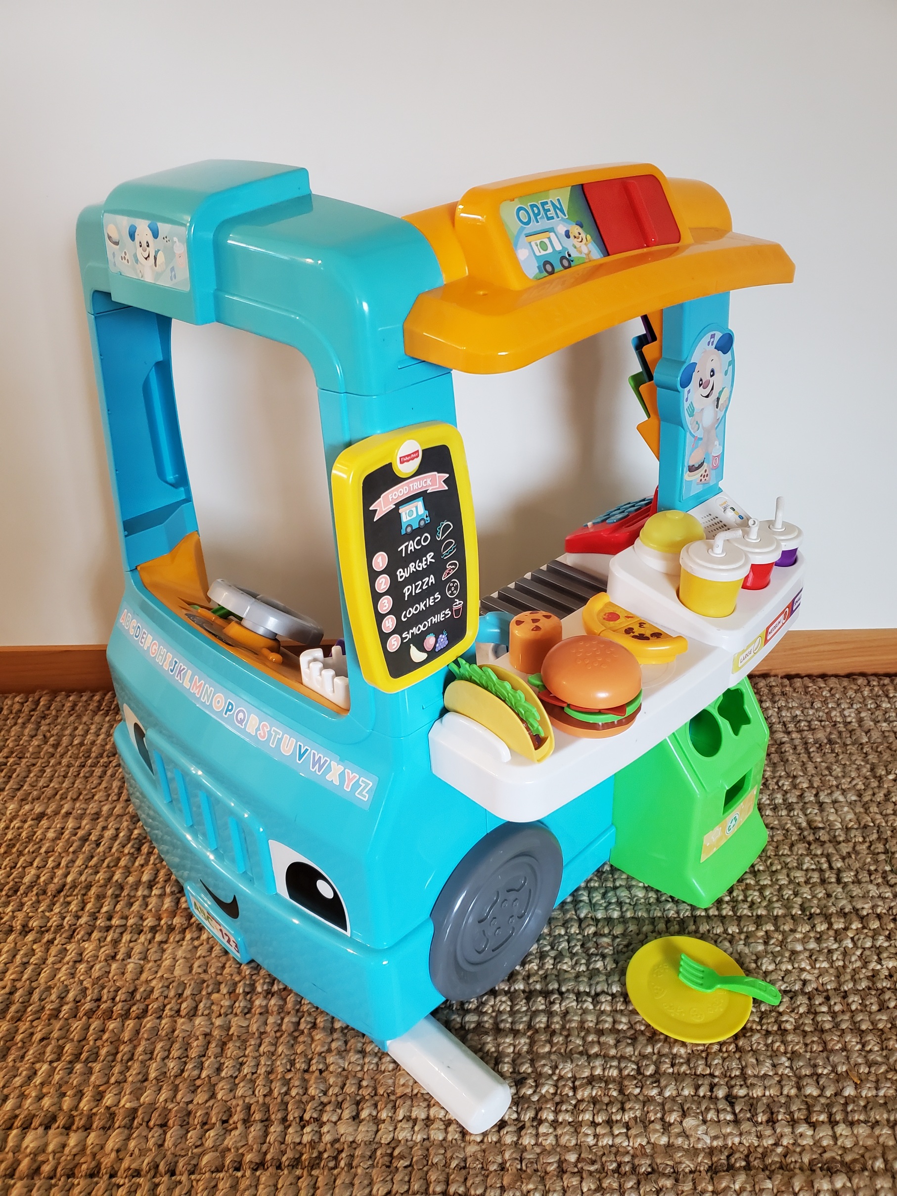 Fisher Price Servin` Up Fun Food Truck